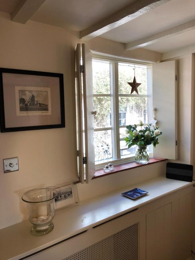 Little Gem On Bridgnorth'S Cartway. River Views Exterior photo