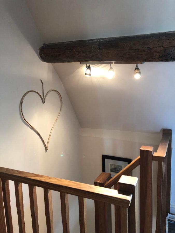 Little Gem On Bridgnorth'S Cartway. River Views Exterior photo