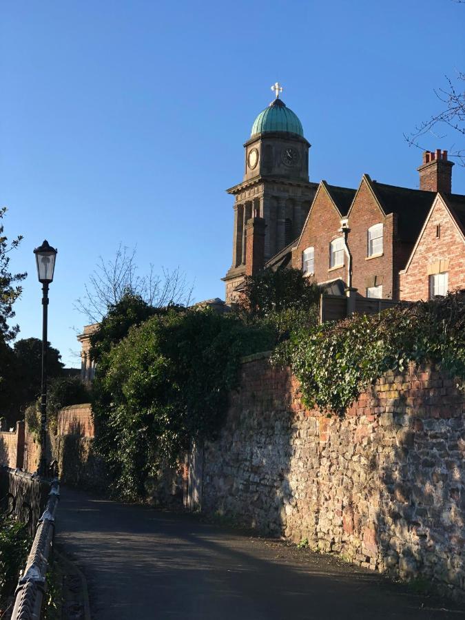 Little Gem On Bridgnorth'S Cartway. River Views Exterior photo